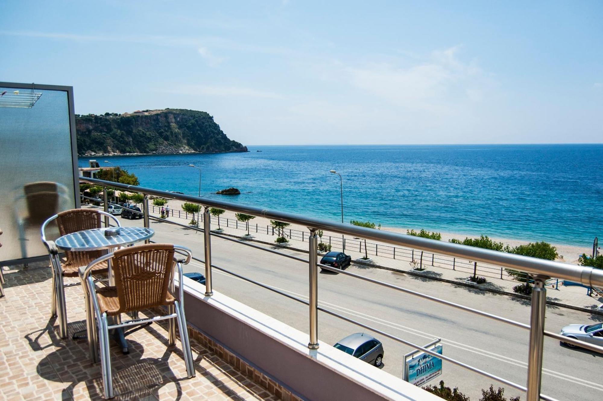 Dhima Hotel Himarë Exterior foto