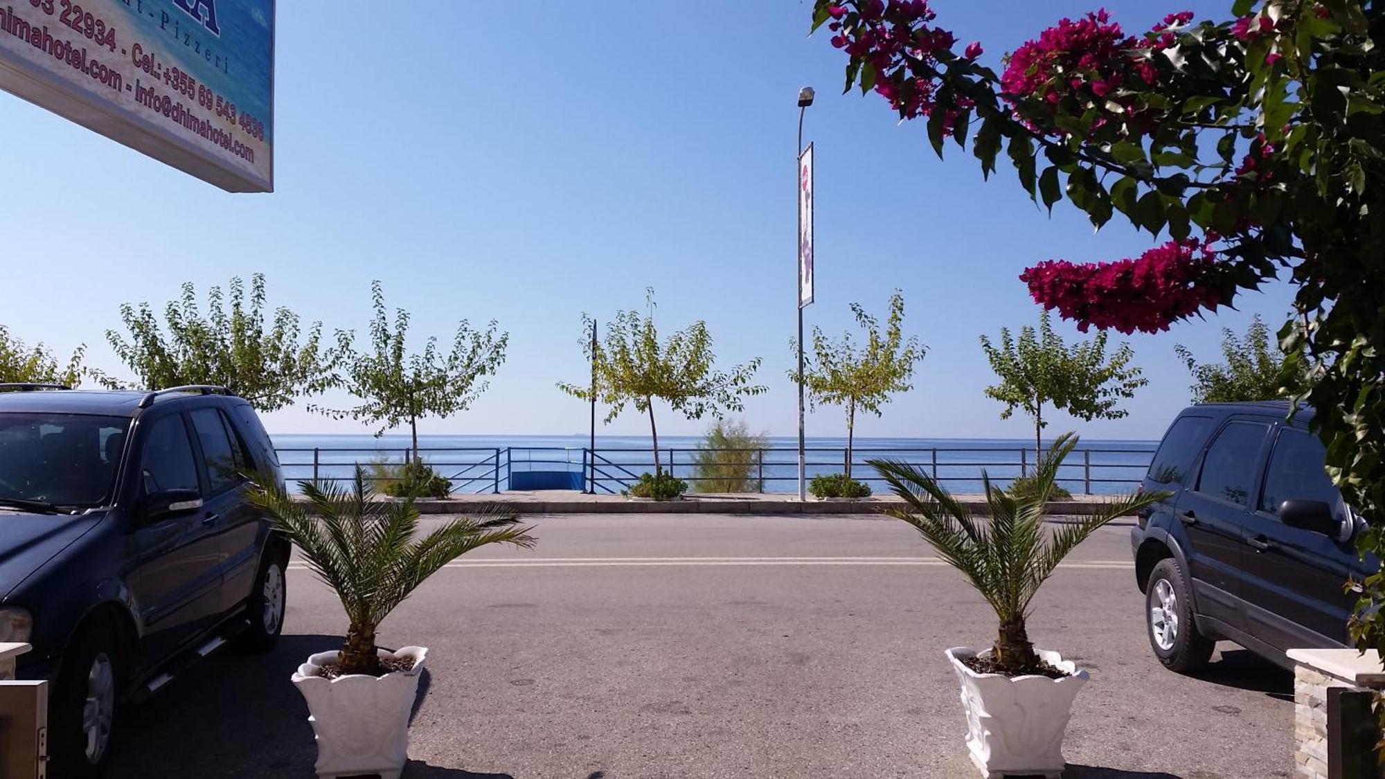 Dhima Hotel Himarë Exterior foto